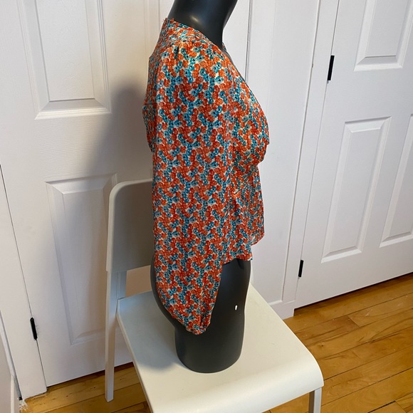 Top - Picture 4 of 7